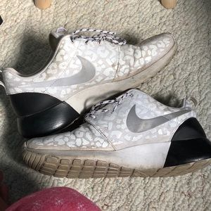 Nike Roshes